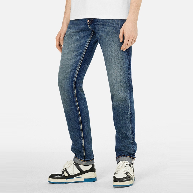 EVISU 2025