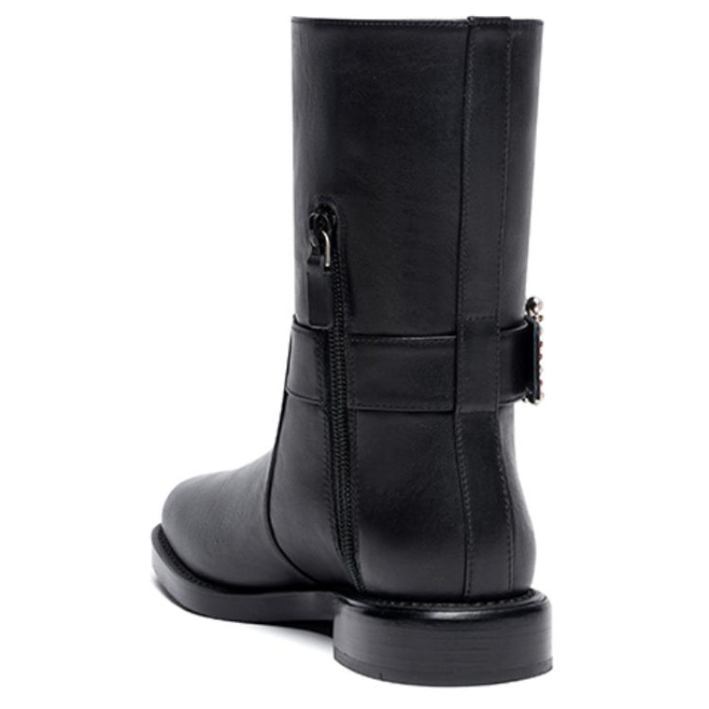 stuart weitzmanSW