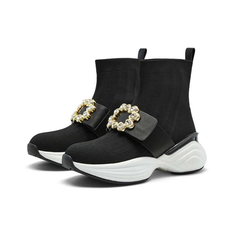 NINE WEST