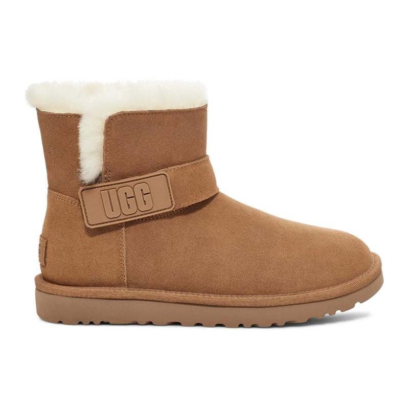 UGG Classic Novelty