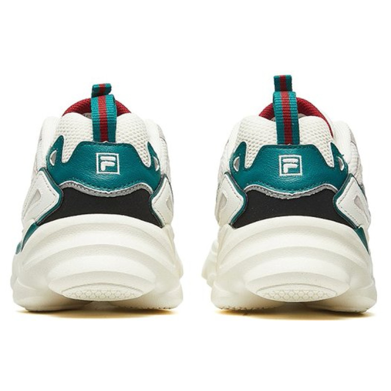FILA Skipper