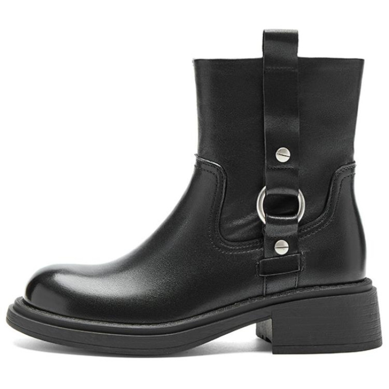 NINE WEST