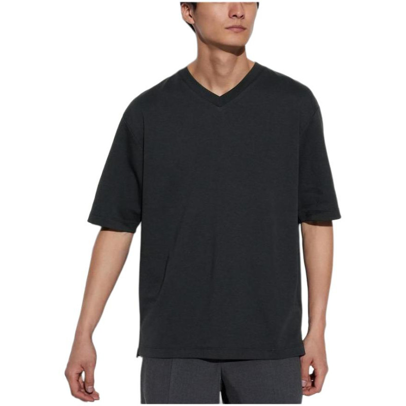 UNIQLO V T