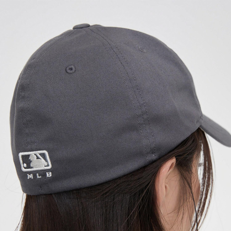 MLB