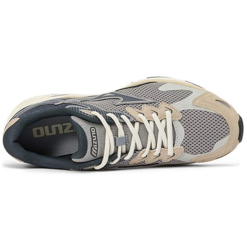Mizuno Racer S