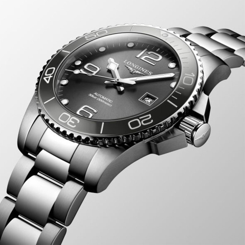LONGINES 43mm L3.782.4.76.6