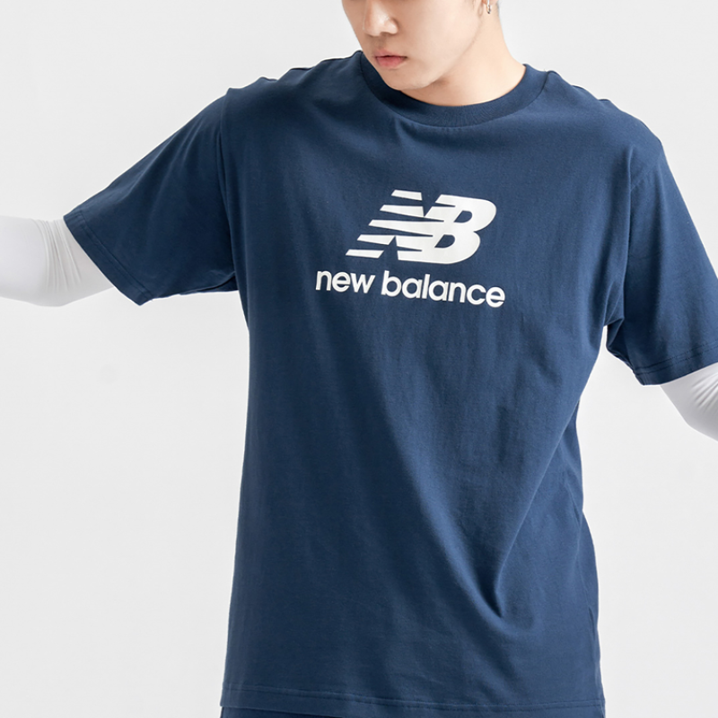 New Balance Logo T