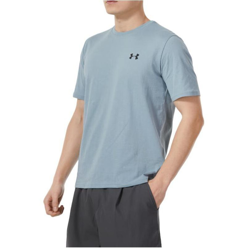 Under Armour T