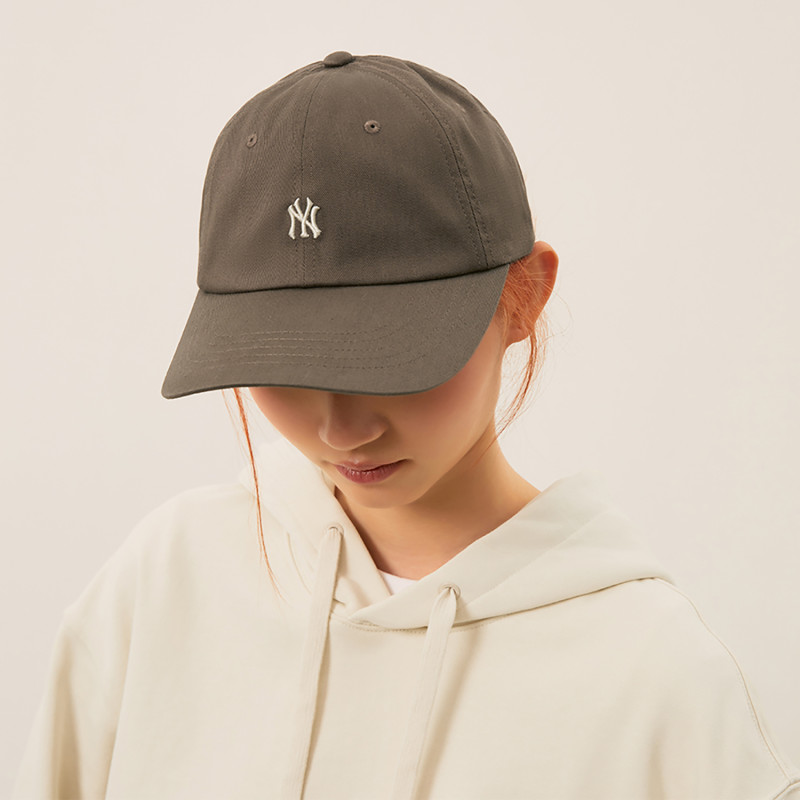 MLB