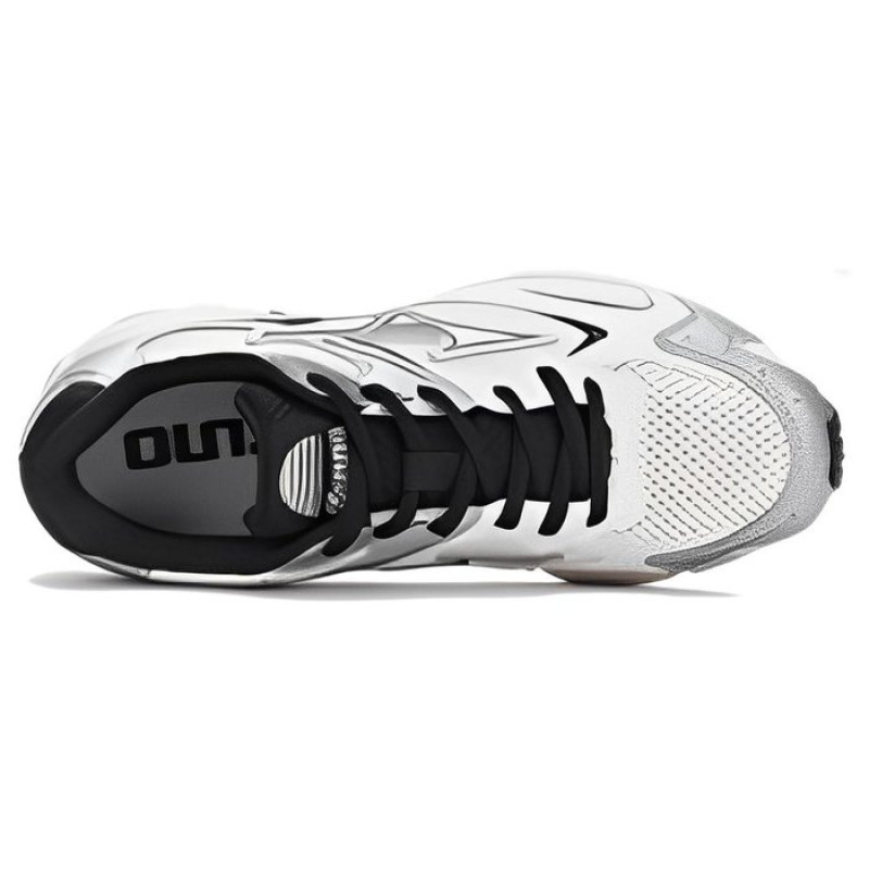 Mizuno Speed 2K