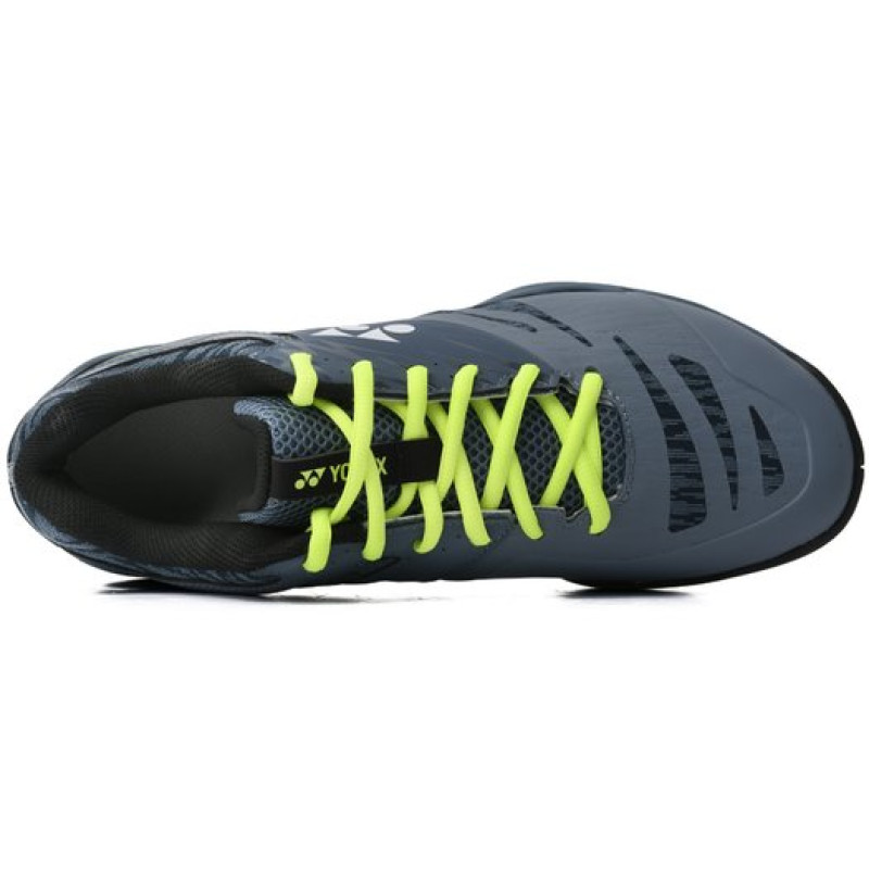 YONEX