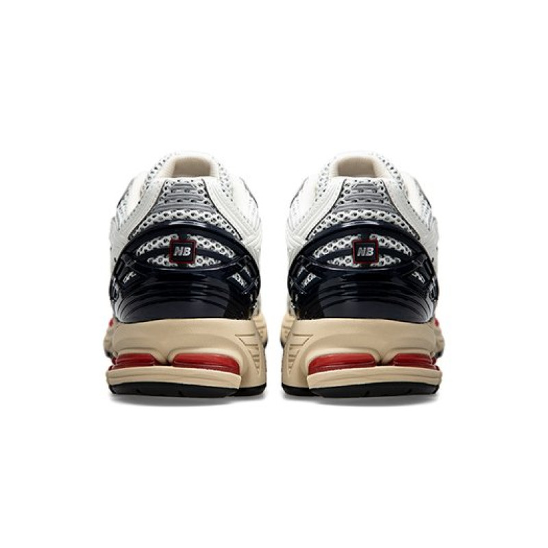 New Balance NB 1906R 