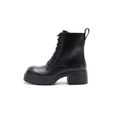 NINE WEST