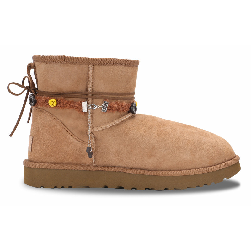 UGG CLASSIC MINI