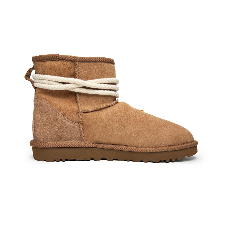 UGG CLASSIC MINI