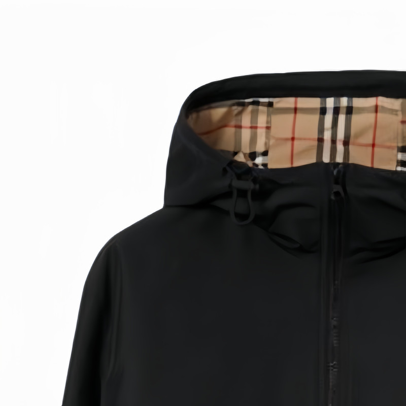 Burberry FW23 CH