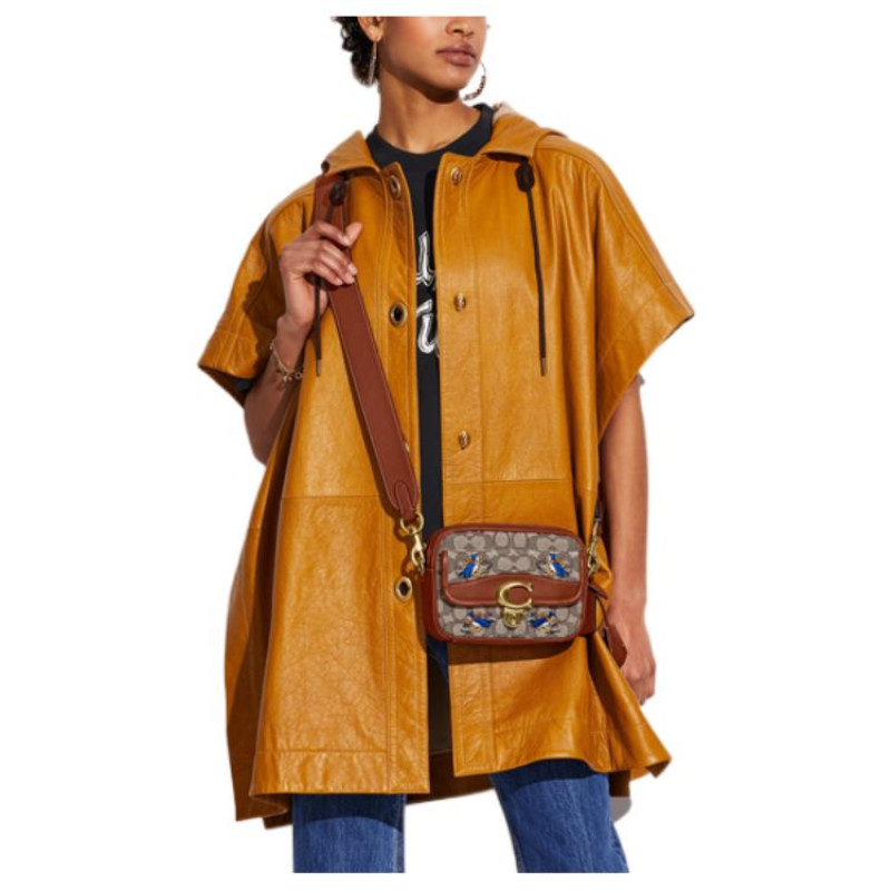 COACH Studio 19