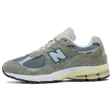 New Balance NB 2002R 