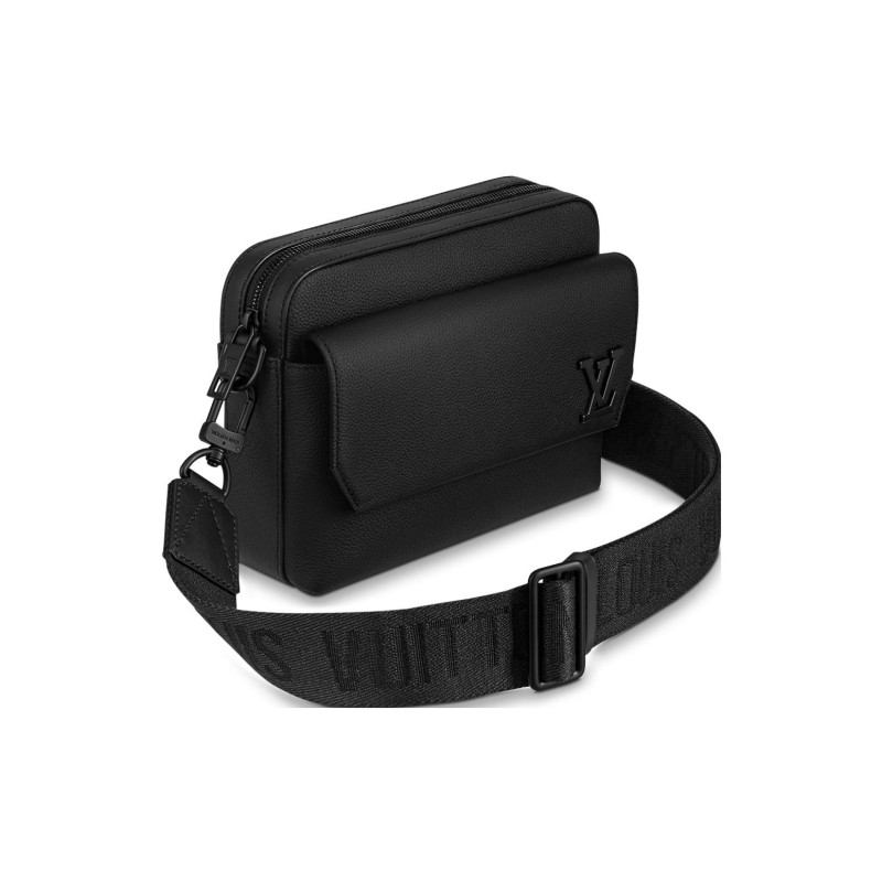 LOUIS VUITTON Fastline Messenger