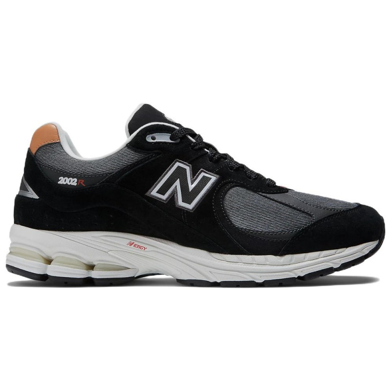 New Balance NB 2002R