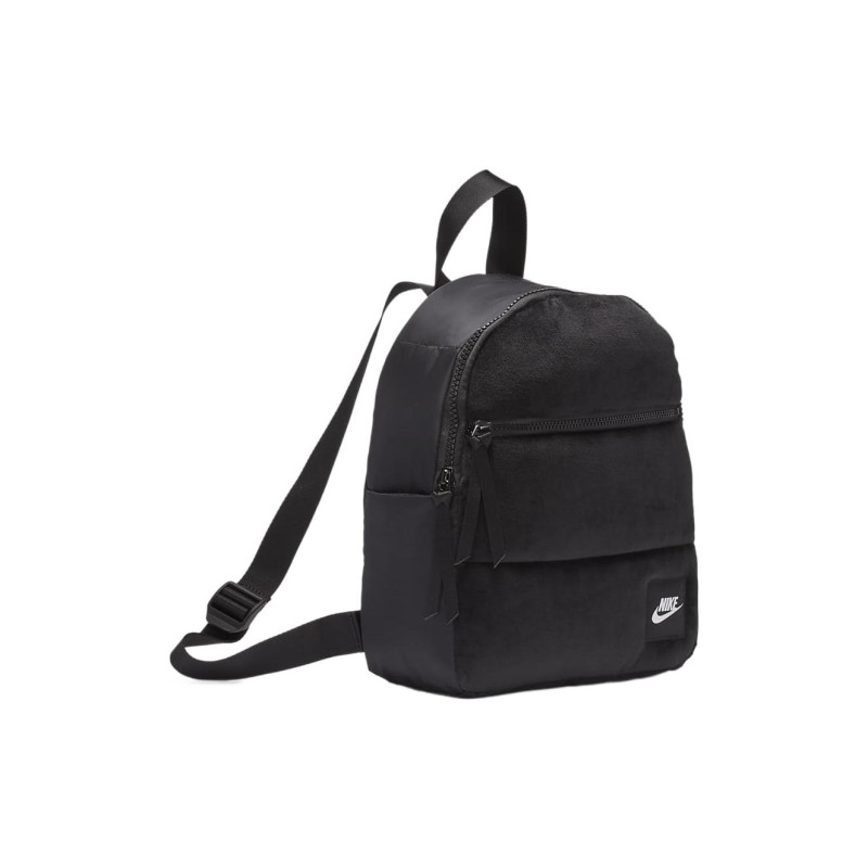 Nike Sportswear Essentials