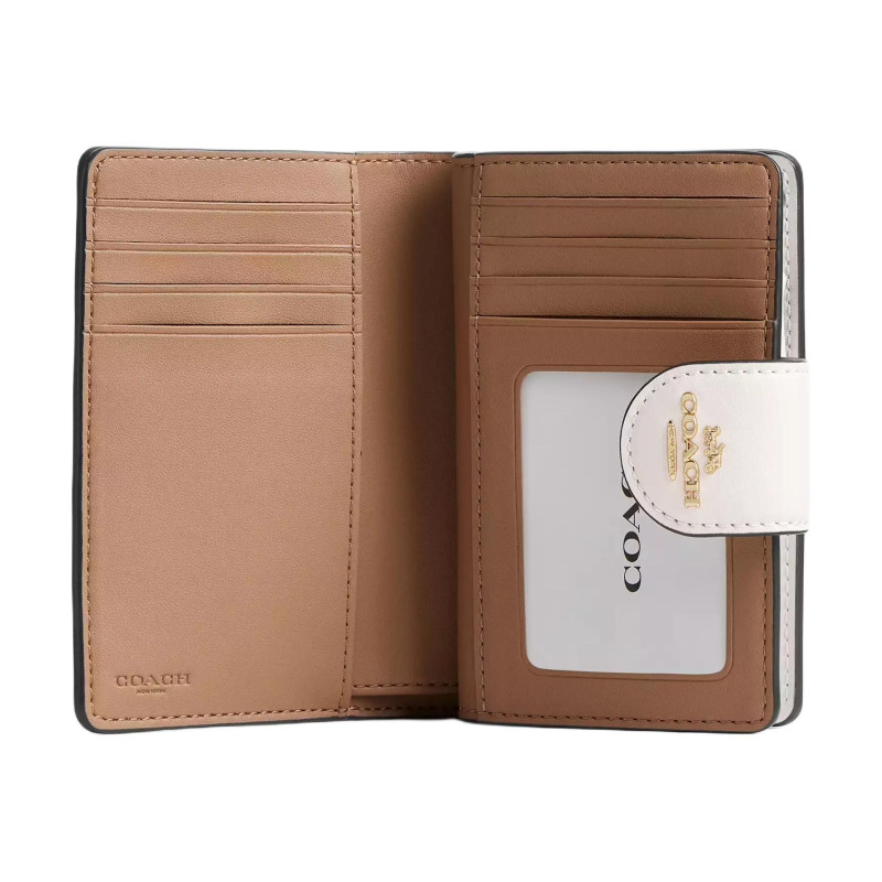 COACH Corner ZipSignature 13