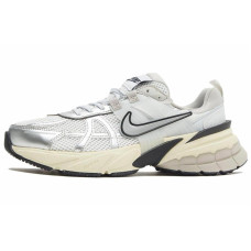 Nike V2K Run Runtekk 