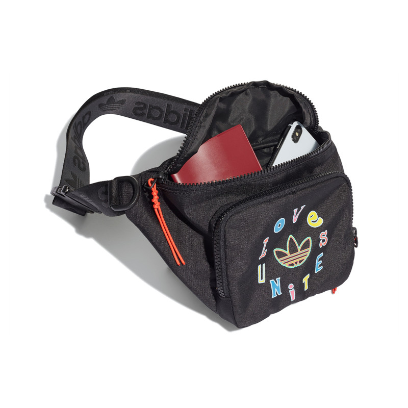 adidas originals WAISTBAG Logo