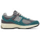 New Balance NB 2002R