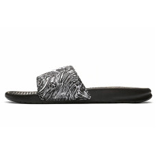 Nike Benassi