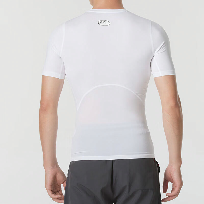 Under Armour T