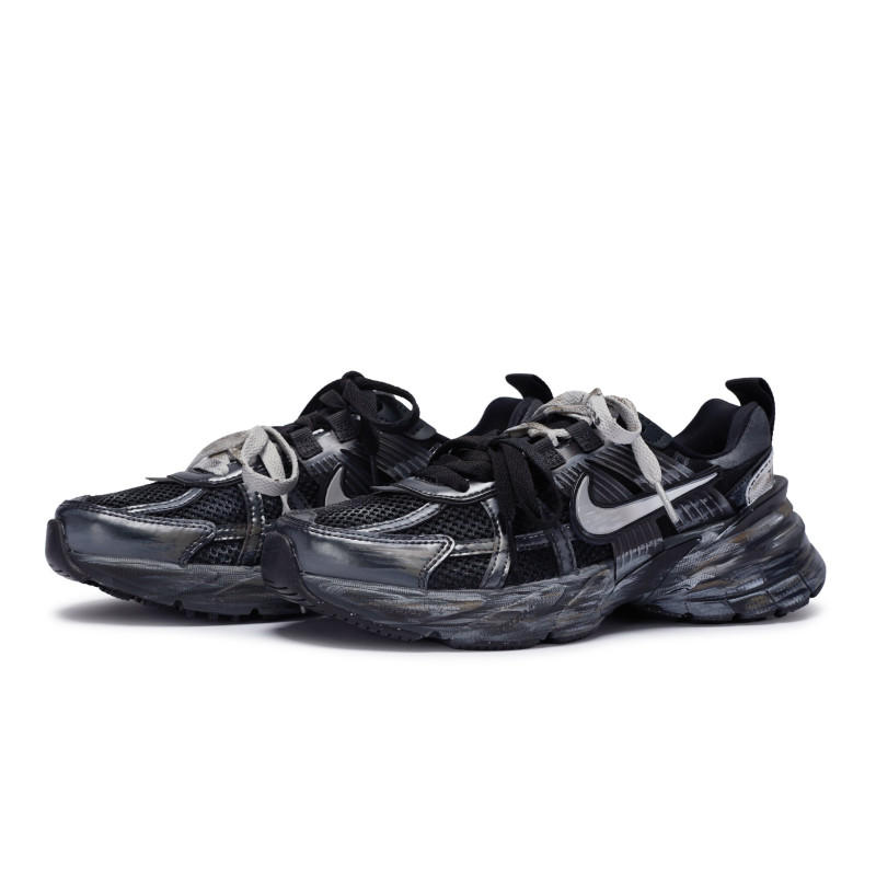Nike V2K Run 811