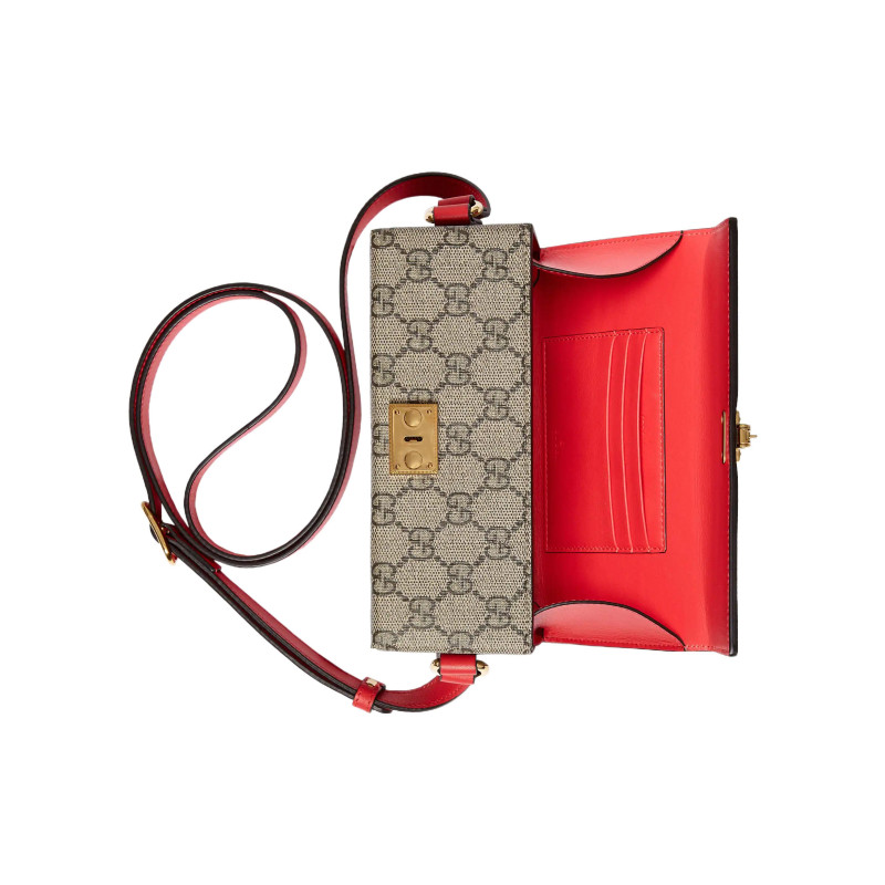 GUCCI LOVE Logo