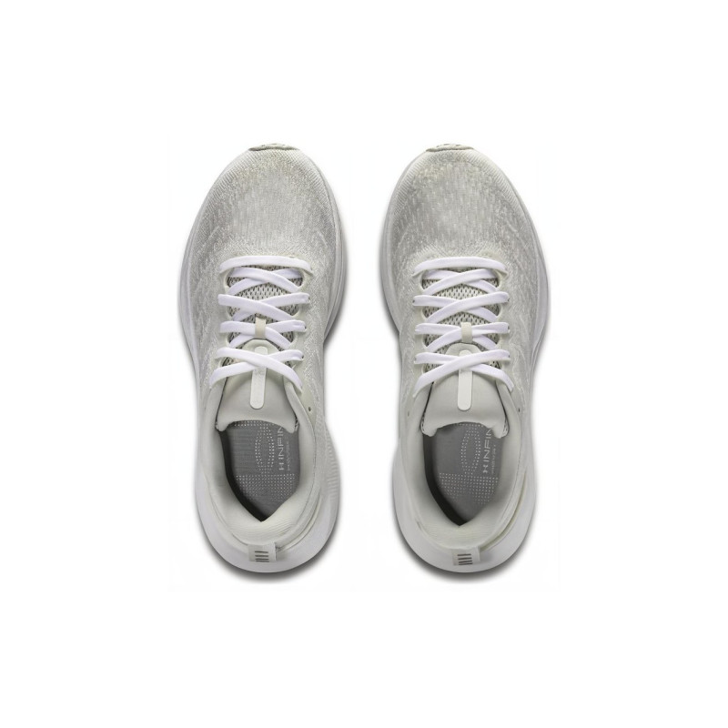 Under Armour Infinite 1