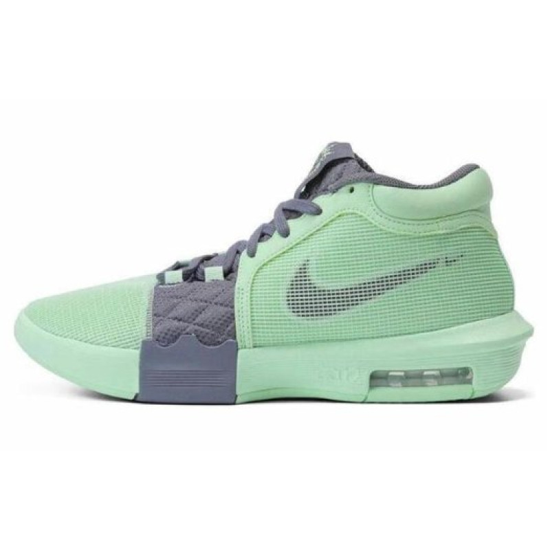 Nike LEBRON WITNESS VIII