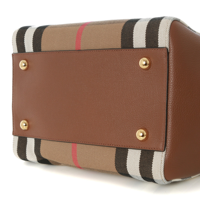 Burberry Canterbury
