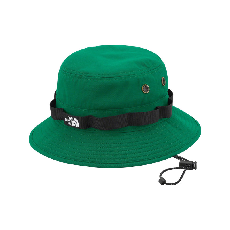Supreme SupremeThe North Face Trekking Crusher