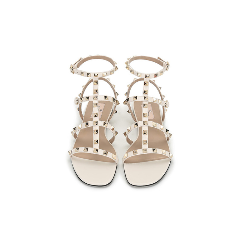 Valentino Rockstud