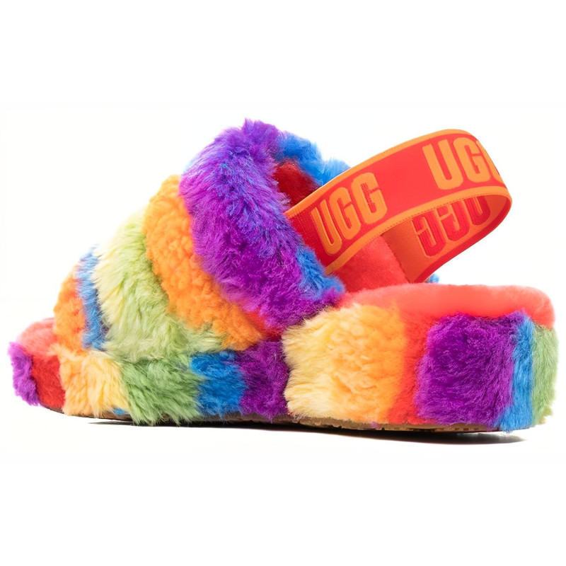 UGG FLUFF YEAH