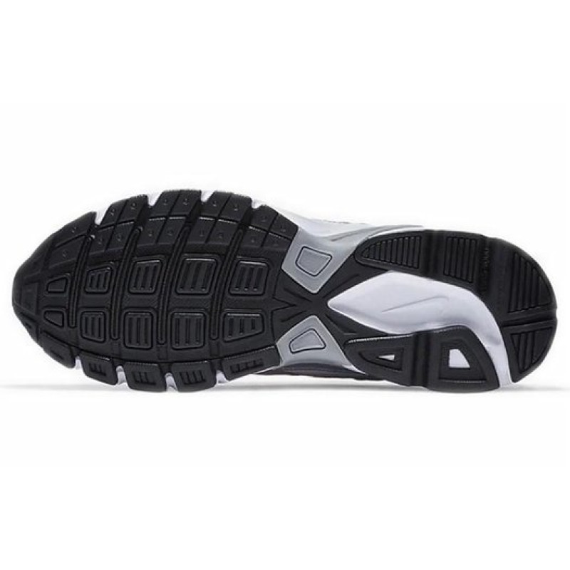 Nike Initiator