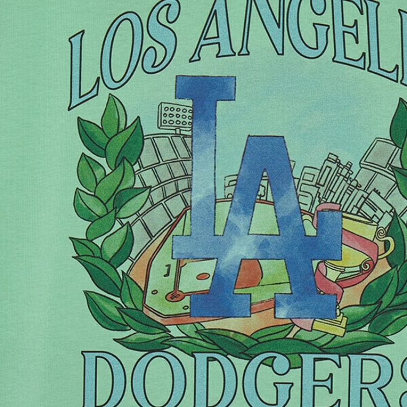 MLB T