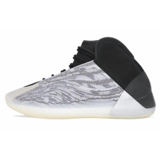adidas originals Yeezy QNTM Lifestyle Model