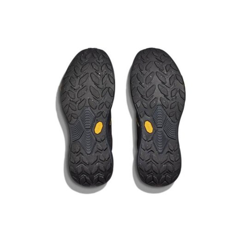 HOKA ONE ONE