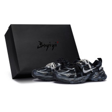 Nike V2K Run 811