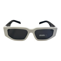 PRADA -