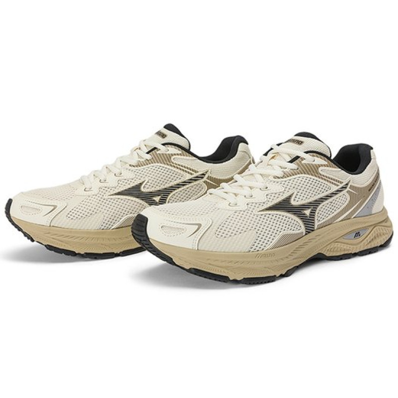 Mizuno Racer S