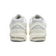 New Balance NB 2002R