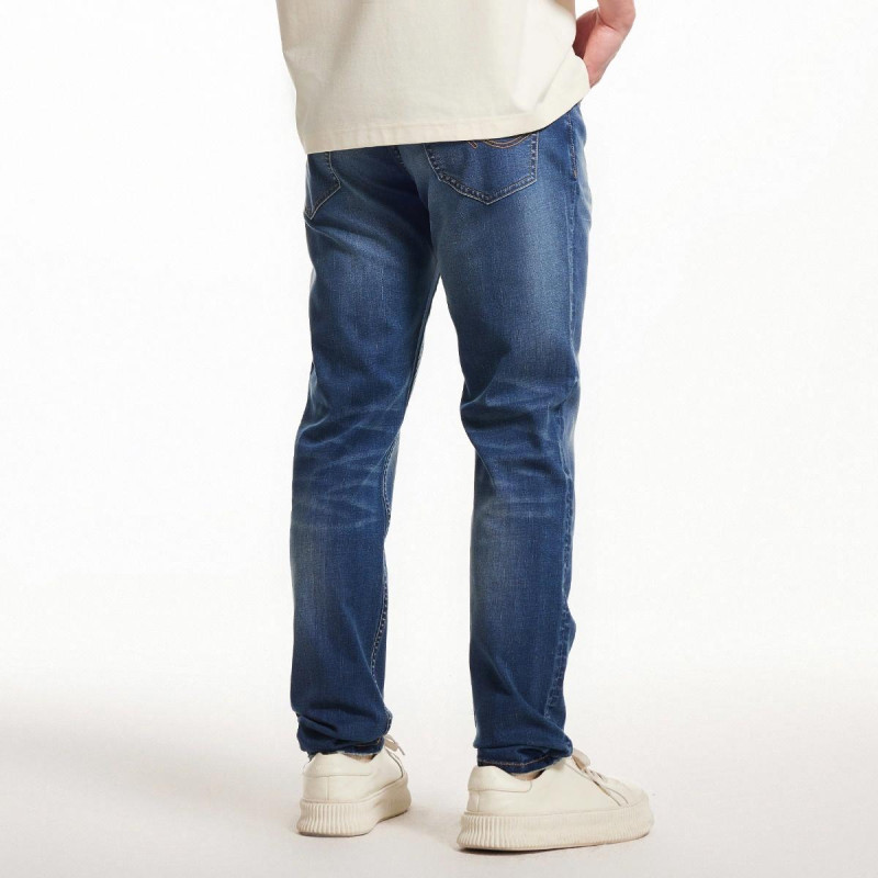 JACK JONES