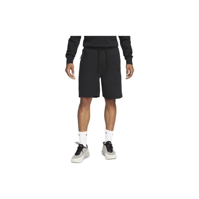 Nike Sportswear Tech Fleece Logo