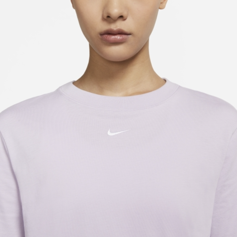 Nike Sportswear Essential T